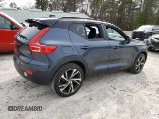 2022 Volvo XC40 R-Design with VIN YV4162UM6N2783586, listed as a Copart auction lot 51628425 with Not provided miles and Salvage title. Bid and sale history available at DreamBid. Image 3.