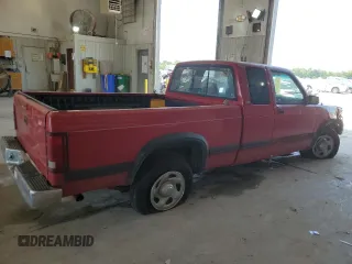 1996 Dodge Dakota z VIN 1B7GL23X3TS561778, wystawiony jako Copart lot #64678904 z przebiegiem 249 mil mil oraz Szkody całkowita. Historia ofert i sprzedaży dostępna na DreamBid. Obrazek 3.