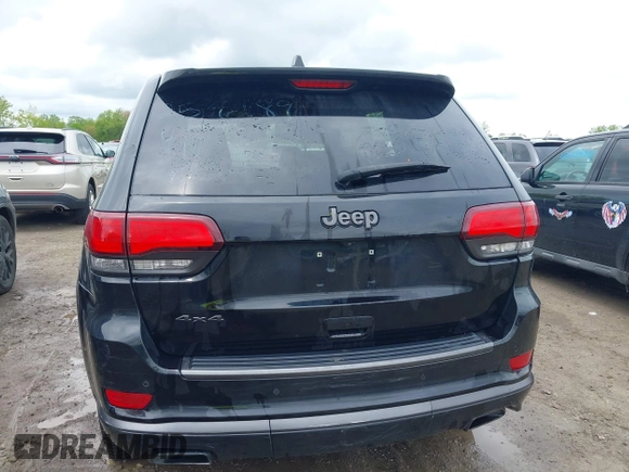 2018 Jeep Grand Cherokee Overland z VIN 1C4RJFCT2JC234220, wystawiony jako IAAI lot #42240365 z przebiegiem 84 753 mil mil oraz . Historia ofert i sprzedaży dostępna na DreamBid. Obrazek 16.