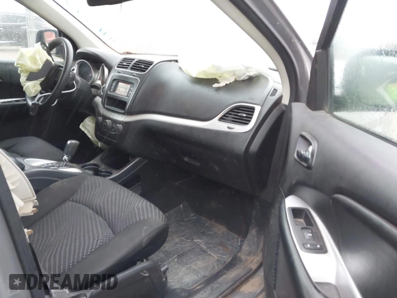 2019 Dodge Journey SE Value with VIN 3C4PDCAB5KT866156, listed as a IAAI auction lot 41910368 with 123,025 mi miles and . Bid and sale history available at DreamBid. Image 5.