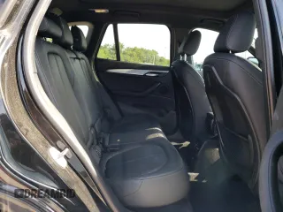 2018 BMW X1 sDrive28i with VIN WBXHU7C35J5H40837, listed as a Copart auction lot 52343122 with 61,458 mi miles. Bid and sale history available at carsss.com. Image 6.