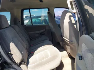 2002 Ford Explorer XLT with VIN 1FMZU63E72UA31050, listed as a IAAI auction lot 42037191 with 261,973 mi miles and . Bid and sale history available at DreamBid. Image 8.