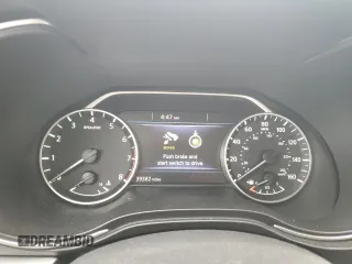 2022 Nissan Maxima SV z VIN 1N4AA6CV3NC503349, wystawiony jako Copart lot #77304034 z przebiegiem 39 382 mil mil oraz Szkoda całkowita • Salvage title. Historia ofert i sprzedaży dostępna na DreamBid. Obrazek 9.