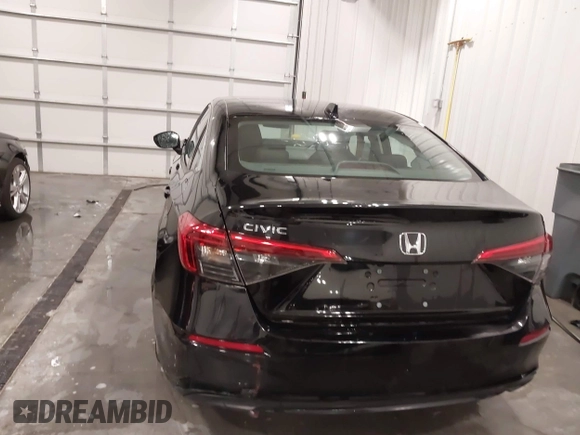 2022 Honda Civic LX z VIN 2HGFE2F28NH532455, wystawiony jako IAAI lot #42205059 z przebiegiem 41 670 mil mil oraz . Historia ofert i sprzedaży dostępna na DreamBid. Obrazek 17.