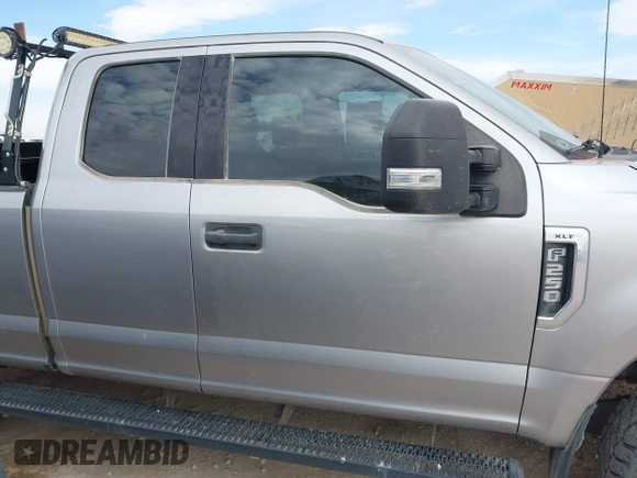 2020 Ford F-250 XL z VIN 1FT7X2B61LED95952, wystawiony jako IAAI lot #42186832 z przebiegiem 119 083 mil mil oraz . Historia ofert i sprzedaży dostępna na DreamBid. Obrazek 12.