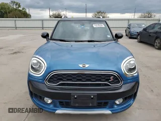 2018 MINI Countryman Cooper S with VIN WMZYT3C30J3E00533, listed as a Copart auction lot 70976664 with 39,469 mi miles and Salvage Title. Bid and sale history available at carsss.com. Image 5.