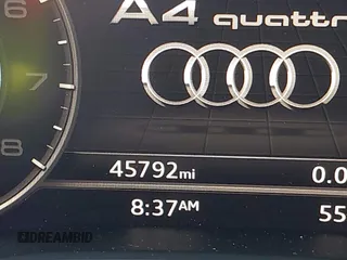 2019 Audi A4 Premium Plus z VIN WAUENAF45KN019041, wystawiony jako IAAI lot #42065198 z przebiegiem 45 792 mil mil oraz . Historia ofert i sprzedaży dostępna na DreamBid. Obrazek 14.