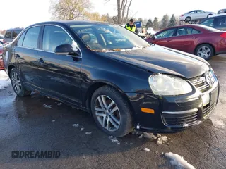 2006 Volkswagen Jetta Sedan 2.5L with VIN 3VWRG71K06M839189, listed as a IAAI auction lot 41825451 with 110,959 mi miles. Bid and sale history available at carsss.com. Image 1.