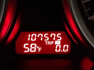 2011 Mazda 6 i Touring z VIN 1YVHZ8CHXB5M26853, wystawiony jako IAAI lot #42346694 z przebiegiem 107 575 mil mil oraz . Historia ofert i sprzedaży dostępna na DreamBid. Obrazek 7.
