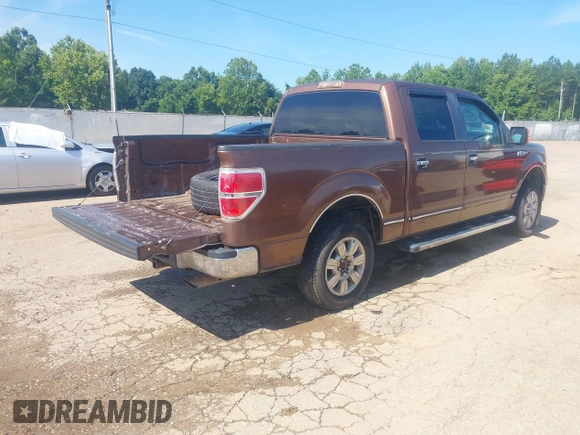 2011 Ford F-150 XL z VIN 1FTFW1CF6BKD08019, wystawiony jako IAAI lot #42622506 z przebiegiem 316 212 mil mil oraz . Historia ofert i sprzedaży dostępna na DreamBid. Obrazek 4.