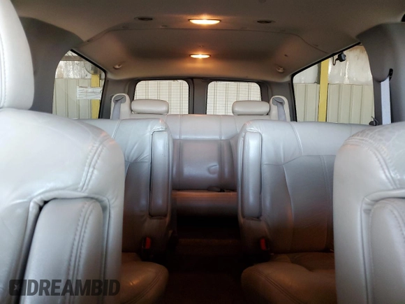 2001 Chevrolet Suburban LT with VIN 3GNEC16T61G230537, listed as a Copart auction lot 86590184 with 159,871 mi miles and Salvage Title. Bid and sale history available at carsss.com. Image 10.