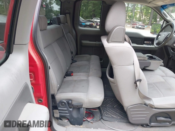 2004 Ford F-150 STX with VIN 1FTRX12W24NA78394, listed as a IAAI auction lot 42438744 with 212,189 mi miles and . Bid and sale history available at DreamBid. Image 8.
