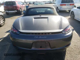 2017 Porsche 718 Boxster z VIN WP0CA2A81HS221942, wystawiony jako Copart lot #36581523 z przebiegiem 73 954 mil mil oraz . Historia ofert i sprzedaży dostępna na DreamBid. Obrazek 6.