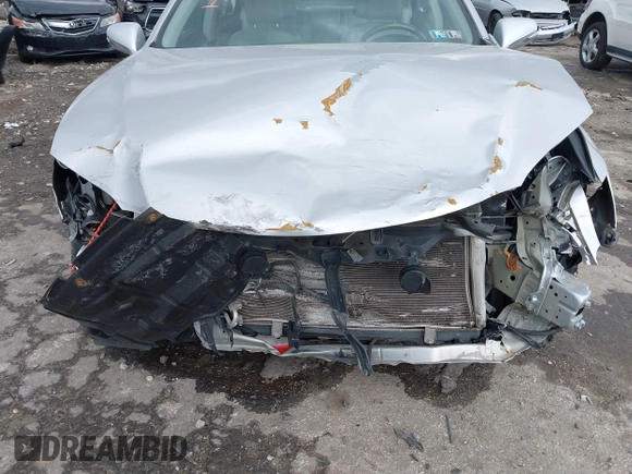 2010 Lexus ES 330 with VIN JTHBK1EG2A2357036, listed as a IAAI auction lot 41319454 with Not Provided miles and . Bid and sale history available at DreamBid. Image 6.