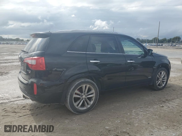2014 Kia Sorento SX with VIN 5XYKWDA78EG475097, listed as a Copart auction lot 52358455 with 161,812 mi miles and Clean Title. Bid and sale history available at carsss.com. Image 3.