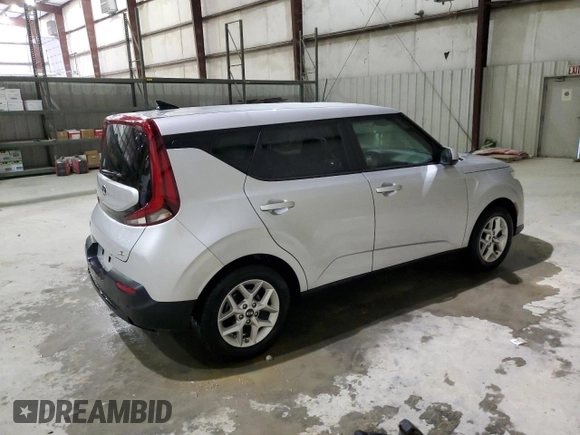 2021 Kia Soul S with VIN KNDJ23AU8M7740006, listed as a Copart auction lot 50197105 with 83,437 mi miles and Clean Title. Bid and sale history available at DreamBid. Image 3.