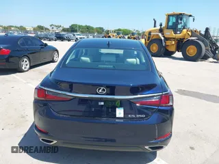2024 Lexus ES with VIN 58ADZ1B10RU162823, listed as a IAAI auction lot 41951967 with 9,274 mi miles. Bid and sale history available at carsss.com. Image 16.