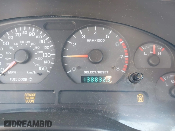 1999 Ford Mustang GT z VIN 1FAFP45X1XF215757, wystawiony jako IAAI lot #42311086 z przebiegiem 138 832 mil mil oraz . Historia ofert i sprzedaży dostępna na DreamBid. Obrazek 7.