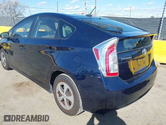 2015 Toyota Prius Four with VIN JTDKN3DUXF0464303, listed as a IAAI auction lot 41939905 with 154,075 mi miles. Bid and sale history available at carsss.com. Image 3.