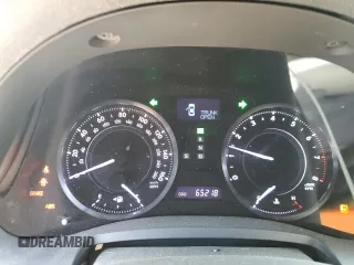 2012 Lexus IS 250 C z VIN JTHFF2C28C2525767, wystawiony jako Copart lot #61878825 z przebiegiem 65 218 mil mil oraz Szkoda całkowita • Salvage title. Historia ofert i sprzedaży dostępna na DreamBid. Obrazek 9.