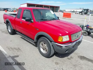 2002 Ford Ranger XL Fleet with VIN 1FTZR45E82PA15624, listed as a IAAI auction lot 41867220 with 207,603 mi miles. Bid and sale history available at carsss.com. Image 1.