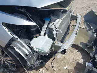2015 Honda Fit EX-L with VIN 3HGGK5H88FM753136, listed as a IAAI auction lot 41884461 with 63,145 mi miles. Bid and sale history available at carsss.com. Image 18.