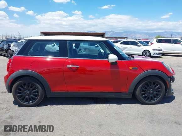 2016 MINI Hardtop with VIN WMWXP5C57G2D14564, listed as a IAAI auction lot 42401298 with 63,151 mi miles and . Bid and sale history available at DreamBid. Image 14.