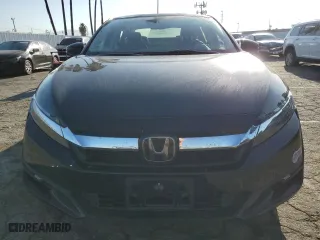 2018 Honda Clarity Plug-In Hybrid with VIN JHMZC5F10JC023692, listed as a Copart auction lot 69763343 with 28,791 mi miles. Bid and sale history available at carsss.com. Image 5.