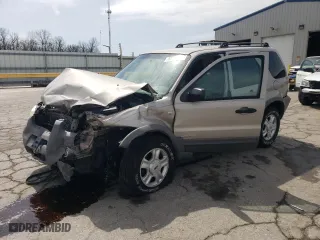2001 Ford Escape XLT with VIN 1FMYU041X1KC65004, listed as a Copart auction lot 51302325 with 150,917 mi miles and Salvage Title. Bid and sale history available at carsss.com. Image 1.