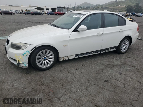 2009 BMW 3 Series 328i with VIN WBAPH535X9A437259, listed as a Copart auction lot 52647055 with 97,704 mi miles and Salvage title. Bid and sale history available at DreamBid. Image 1.