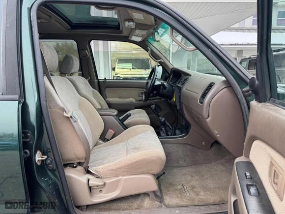 2000 Toyota 4Runner SR5 with VIN JT3HN86R2Y0263096, listed as a Copart auction lot 54598025 with 284,195 mi miles and Clean Title. Bid and sale history available at carsss.com. Image 5.