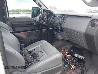 2016 Ford F-250 XL with VIN 1FD7X2B67GEC87417, listed as a IAAI auction lot 42014957 with 570,737 mi miles and . Bid and sale history available at DreamBid. Image 5.