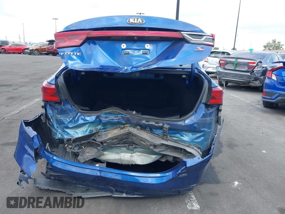 2019 Kia Forte S with VIN 3KPF34AD2KE017208, listed as a IAAI auction lot 42127090 with 83,466 mi miles and . Bid and sale history available at carsss.com. Image 17.