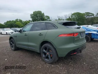 2017 Jaguar F-Pace S z VIN SADCM2BV5HA887823, wystawiony jako Copart lot #62119625 z przebiegiem 93 270 mil mil oraz Czysty tytuł • Clean title. Historia ofert i sprzedaży dostępna na DreamBid. Obrazek 2.