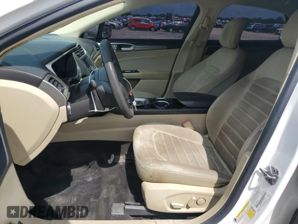 2013 Ford Fusion SE z VIN 3FA6P0H75DR126552, wystawiony jako Copart lot #60957525 z przebiegiem 265 925 mil mil oraz Szkoda całkowita • Salvage title. Historia ofert i sprzedaży dostępna na DreamBid. Obrazek 7.