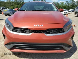 2022 Kia Forte LXS with VIN 3KPF24AD0NE460142, listed as a Copart auction lot 48759123 with 28,500 mi miles and Salvage Title. Bid and sale history available at DreamBid. Image 5.