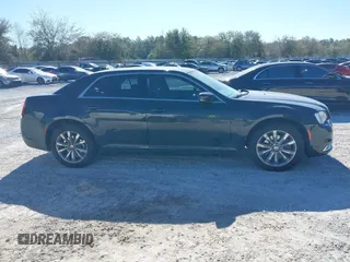 2015 Chrysler 300 Limited with VIN 2C3CCARG9FH838420, listed as a IAAI auction lot 41684228 with 242,316 mi miles. Bid and sale history available at carsss.com. Image 13.