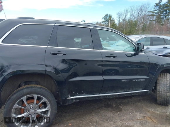 2020 Jeep Grand Cherokee Summit with VIN 1C4RJFJT5LC355247, listed as a IAAI auction lot 41809100 with 62,910 mi miles and . Bid and sale history available at DreamBid. Image 14.