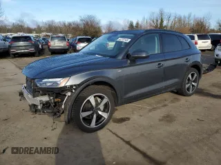 2022 Audi Q5 S line Premium Plus with VIN WA1EAAFY9N2023028, listed as a Copart auction lot 43772145 with 34,236 mi miles and Salvage Title. Bid and sale history available at carsss.com. Image 1.