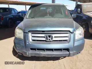 2006 Honda Pilot LX with VIN 2HKYF18146H546803, listed as a IAAI auction lot 41533192 with 218,754 mi miles. Bid and sale history available at carsss.com. Image 6.