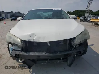 2015 Toyota Camry XLE z VIN 4T1BF1FK7FU105038, wystawiony jako Copart lot #59370355 z przebiegiem 76 870 mil mil oraz Szkoda całkowita • Salvage title. Historia ofert i sprzedaży dostępna na DreamBid. Obrazek 5.