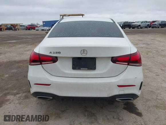 2019 Mercedes-Benz A 220 z VIN WDD3G4EB5KW012029, wystawiony jako IAAI lot #41608407 z przebiegiem 87 421 mil mil oraz . Historia ofert i sprzedaży dostępna na DreamBid. Obrazek 16.