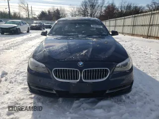 2014 BMW 5 Series 535i xDrive with VIN WBA5B3C54ED533572, listed as a Copart auction lot 89308205 with 130,486 mi miles and Salvage Title. Bid and sale history available at carsss.com. Image 5.