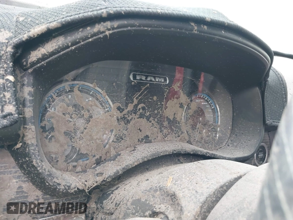 2019 Ram 2500 Limited z VIN 3C6UR5TLXKG514230, wystawiony jako IAAI lot #41628680 z przebiegiem Nie podano mil oraz . Historia ofert i sprzedaży dostępna na DreamBid. Obrazek 7.