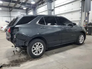 2020 Chevrolet Equinox LT with VIN 2GNAXKEV5L6233522, listed as a Copart auction lot 50617785 with 113,643 mi miles and Salvage Title. Bid and sale history available at carsss.com. Image 3.