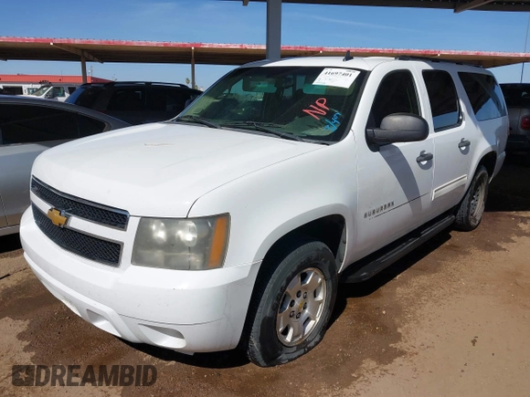 2010 Chevrolet Suburban LS with VIN 1GNUCHE01AR174986, listed as a IAAI auction lot 41697401 with 333,135 mi miles. Bid and sale history available at carsss.com. Image 2.