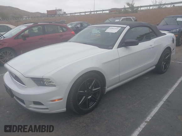 2014 Ford Mustang V6 with VIN 1ZVBP8EM8E5333696, listed as a IAAI auction lot 42042132 with 58,300 mi miles. Bid and sale history available at carsss.com. Image 2.