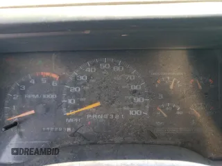 1996 Chevrolet Silverado 3500 z VIN 1GCHC34J8TE124099, wystawiony jako Copart lot #67838764 z przebiegiem 112 293 mil mil oraz Szkody całkowita. Historia ofert i sprzedaży dostępna na DreamBid. Obrazek 9.
