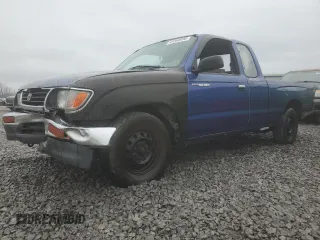 1995 Toyota Tacoma with VIN 4TAUN53B7SZ040079, listed as a Copart auction lot 44566995 with 451,368 mi miles and Salvage title. Bid and sale history available at DreamBid. Image 1.