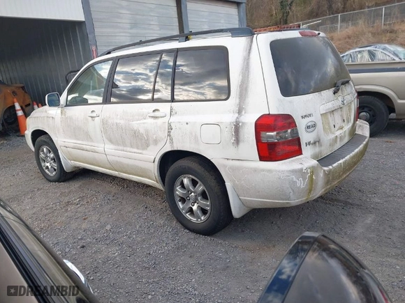 2004 Toyota Highlander with VIN JTEEP21A240036598, listed as a IAAI auction lot 41696106 with 145,242 mi miles. Bid and sale history available at carsss.com. Image 3.